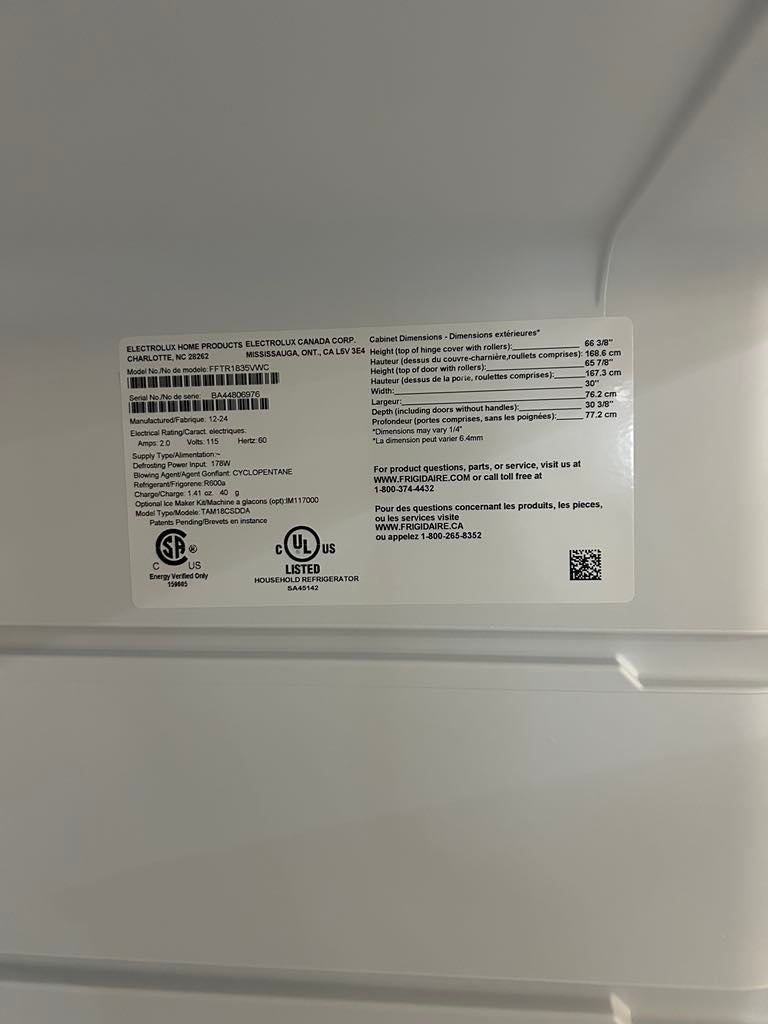 Frigidaire Garage Ready 18.3-cu ft Top-Freezer Refrigerator, White